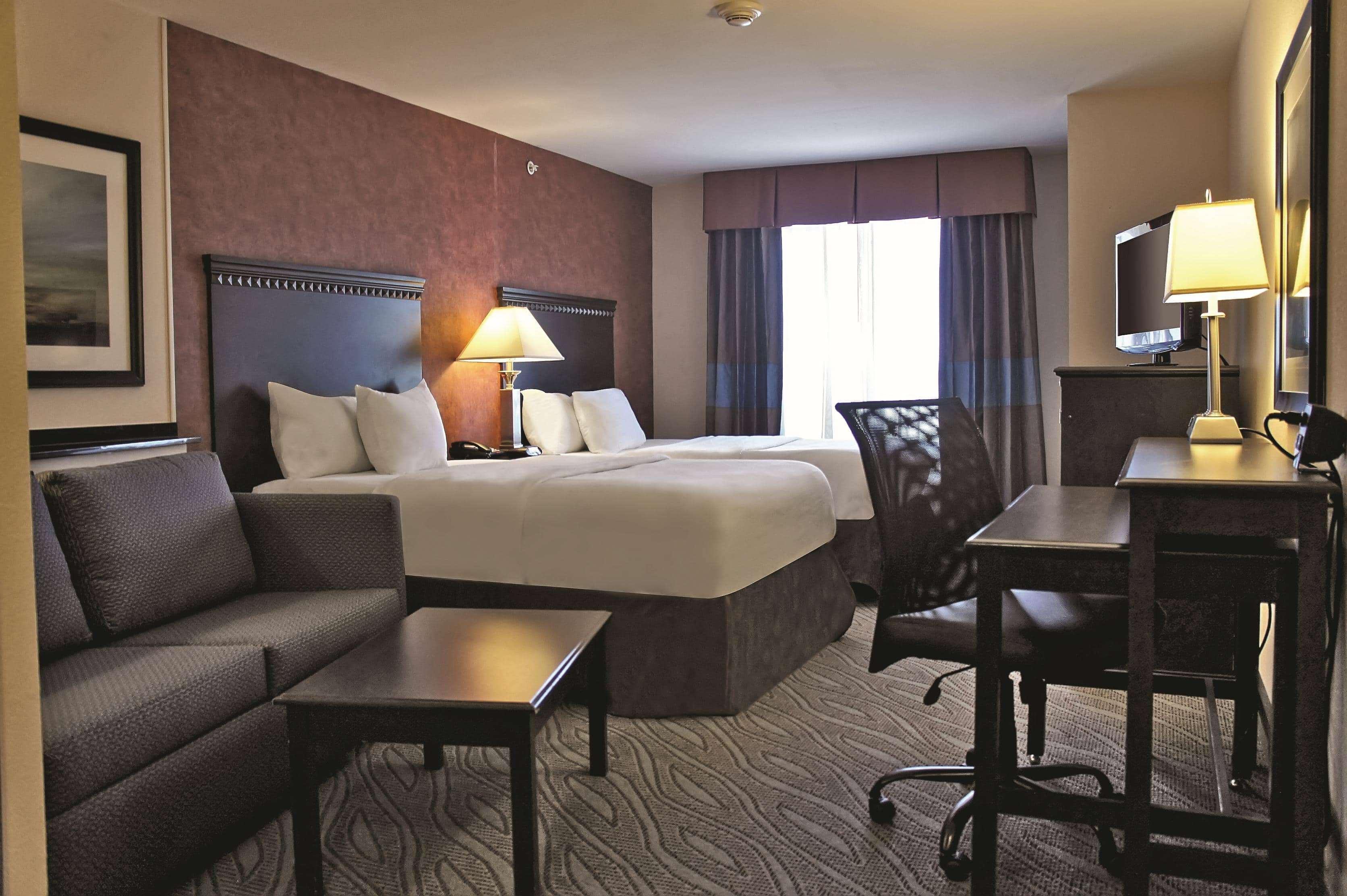 Hotel La Quinta By Wyndham Edmond Extérieur photo